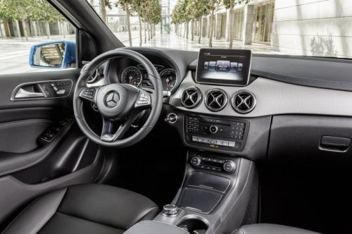 Mercedes-Benz-B-Class-Facelift-interiors