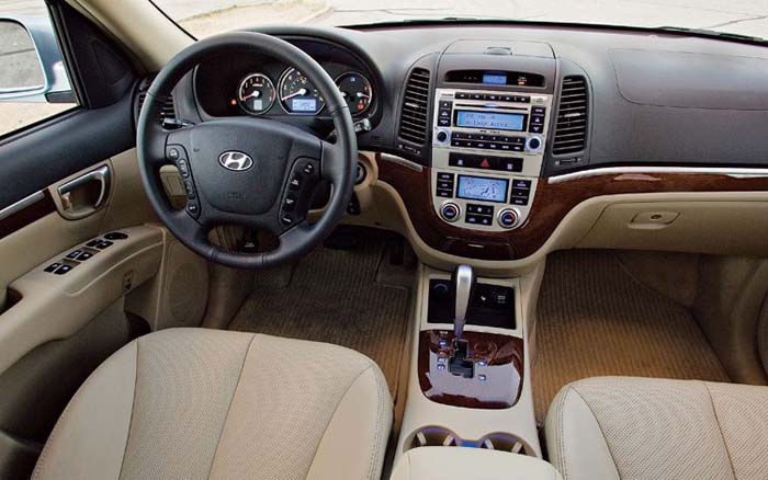 Hyundai Santa Fe interior