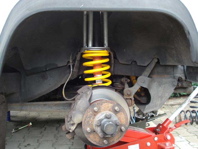 How to check car suspension
