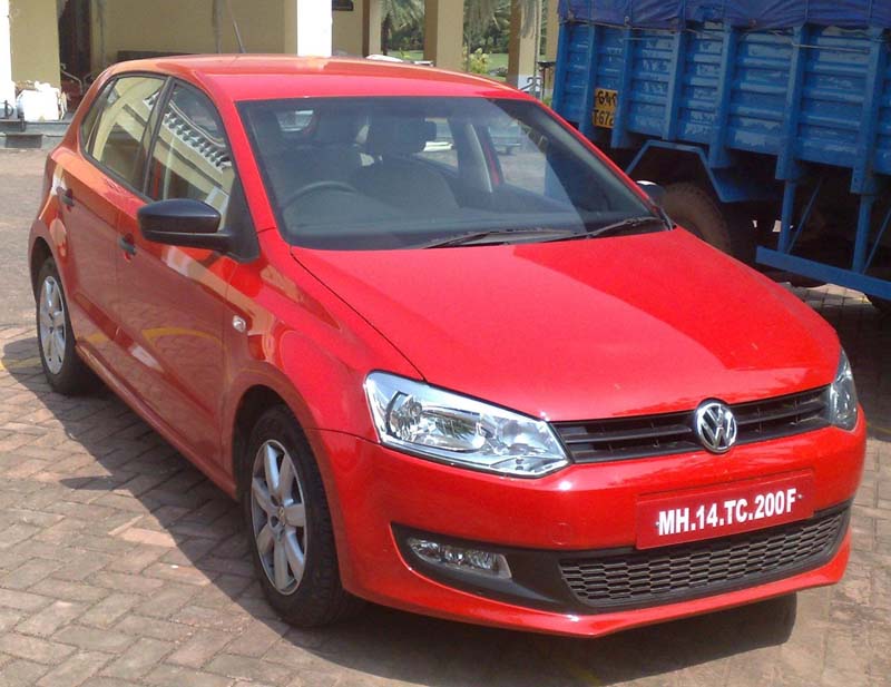 Tata Indica Vista90 vs Fiat Punto 90Hp vs Skoda Fabia 1.6 vs Volkswagen