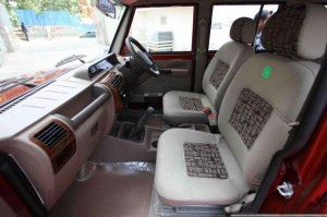 2011 Mahindra Bolero m2DiCR interior