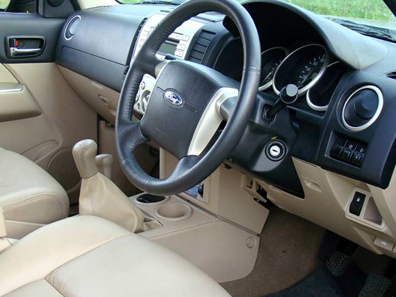 Ford Endeavour interior