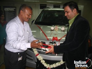 Mahindra XUV500 contest winner