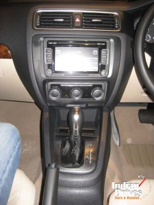 Volkswagen Jetta audio system