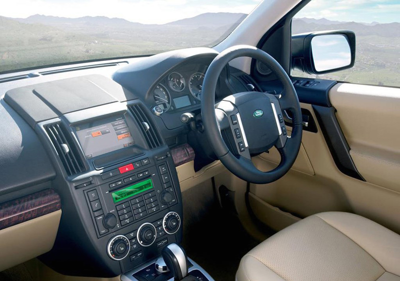 Land Rover Freelander 2 interior