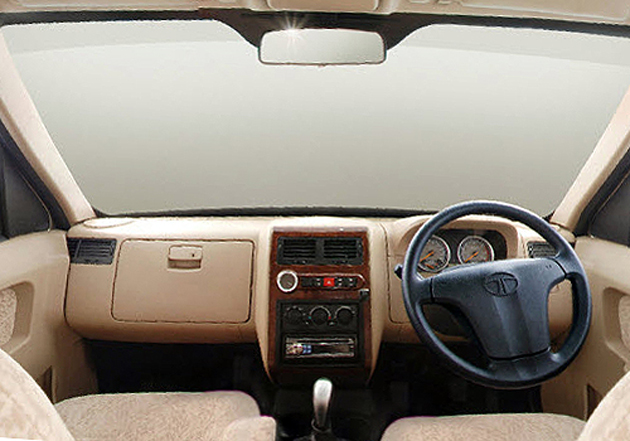 Tata Sumo Grande interior Tata Sumo Grande interior