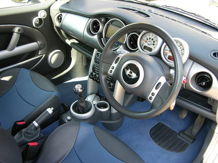 BMW Mini Cooper interior