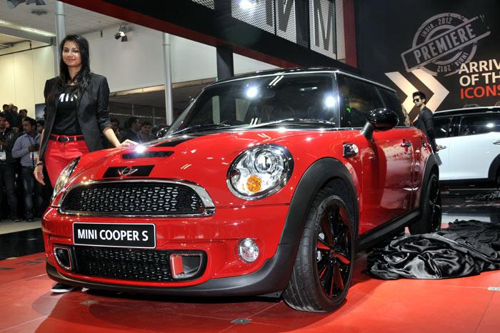 BMW Mini gets more than 100 bookings in just a week