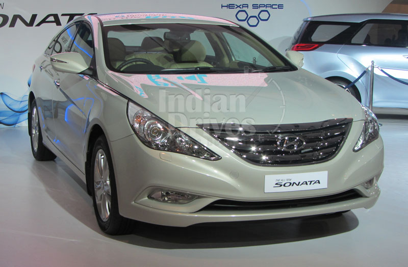 2012 Hyundai Sonata Fluidic launched at Rs 18.52 lacs