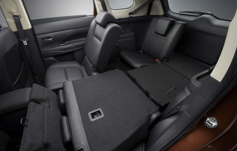 2012 Mitsubishi Outlander interior 2012 Mitsubishi Outlander interior