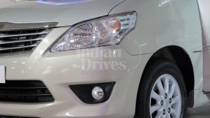 Toyota Innova headlight