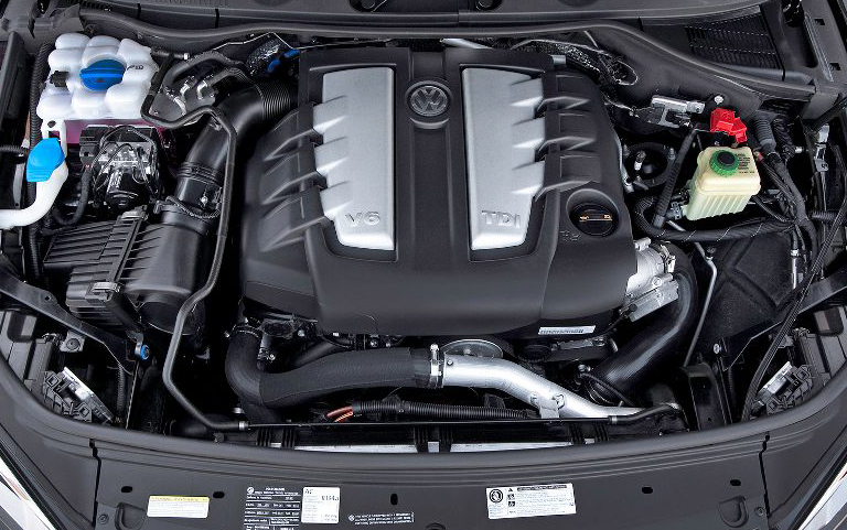 2012 Volkswagen Touareg V6 TDI engine 2012 Volkswagen Touareg V6 TDI engine