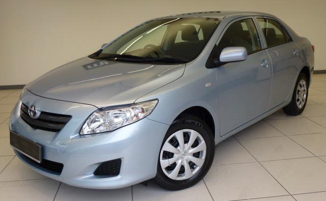 2013 Toyota Corolla: Images and details