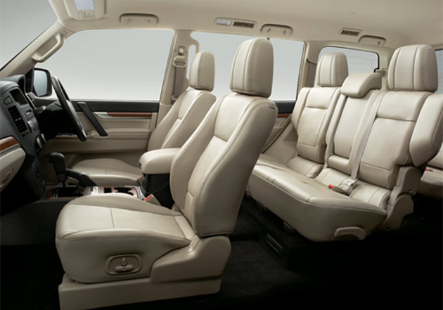 Mitsubishi Montero 2012