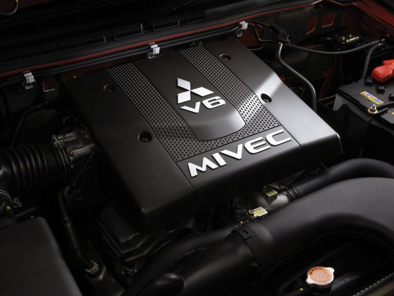 Mitsubishi Pajero Sport engine