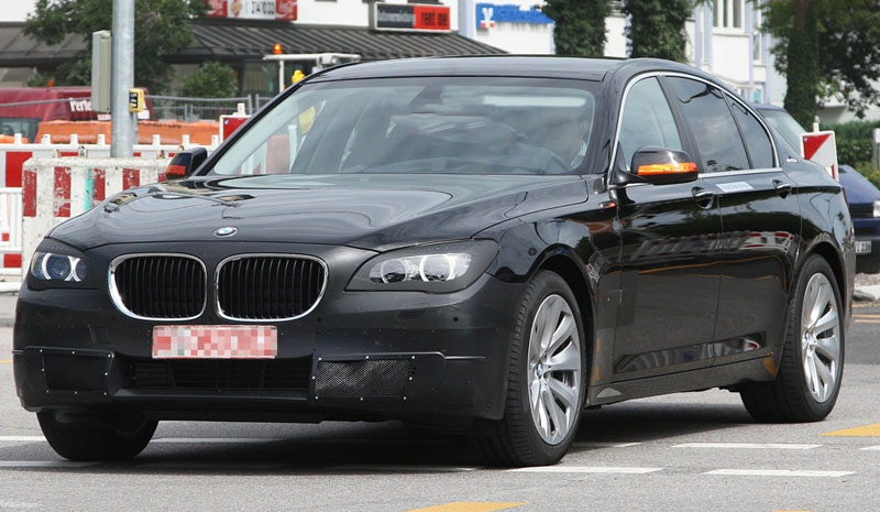 2013 BMW 7-Series facelift adds few extra ponies 2013 BMW 7-Series facelift adds few extra ponies