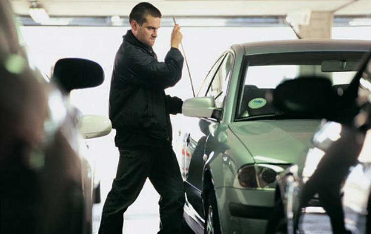 Necessary Precautions on How to Prevent Your Vehicles from Car Thefts