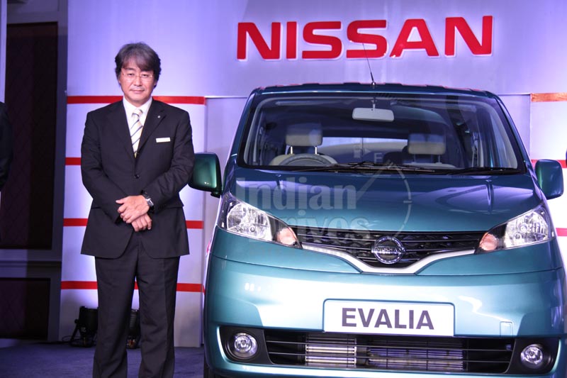 Nissan launches Evalia in Mumbai with Rs. 8.49 lakh price tag