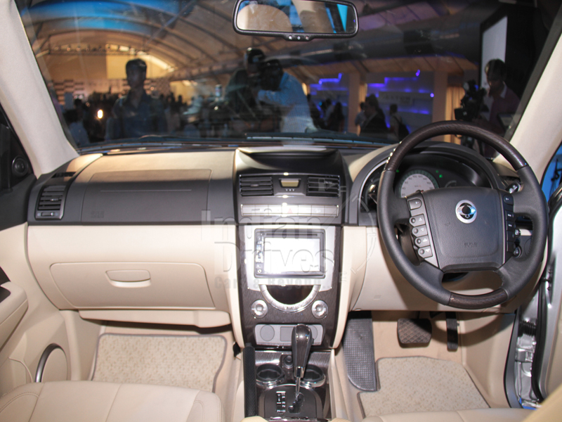 Mahindra Ssangyong Rexton