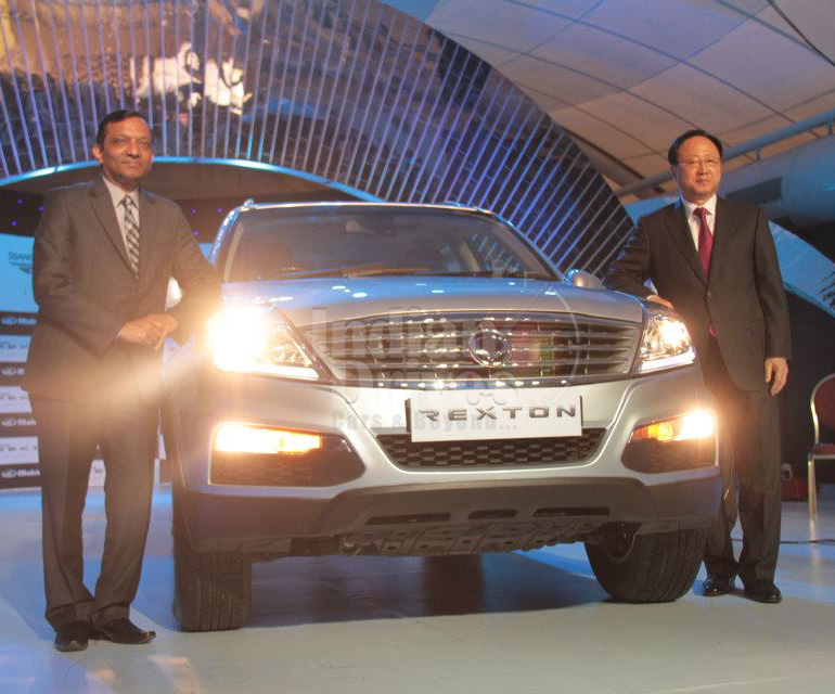 Mahindra Ssangyong Rexton W Launched for Rs.17.67 lacs