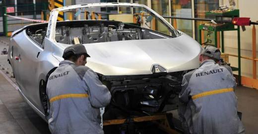 Renault to lay off 7,500 French employees by 2016