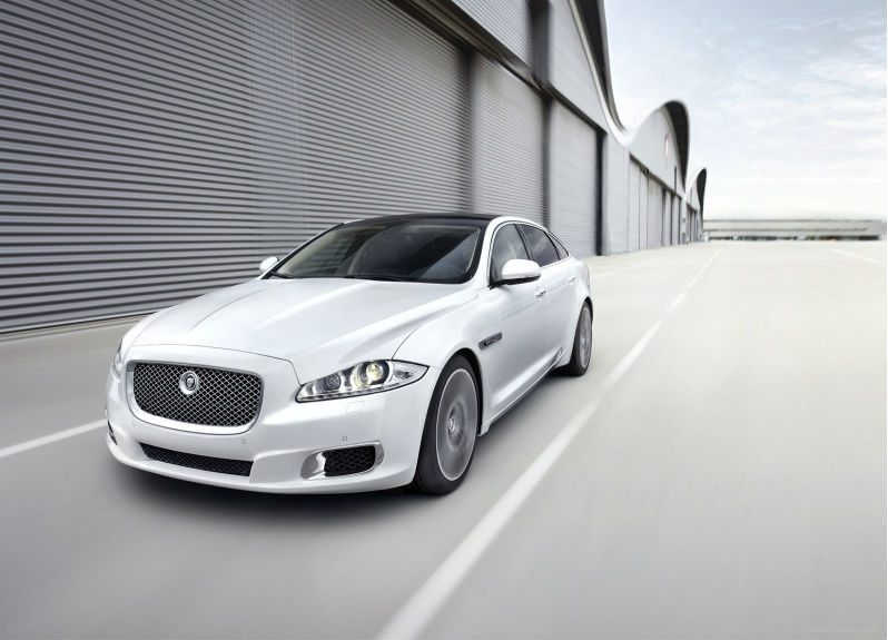 Jaguar XJ