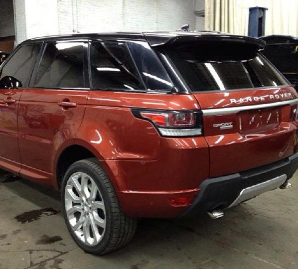 Range Rover Sport photos Back View