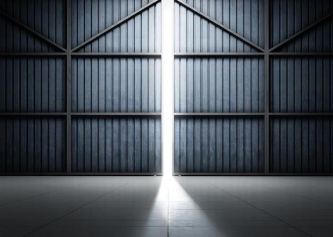 Bugatti Teases a New Veyron with 1600 HP