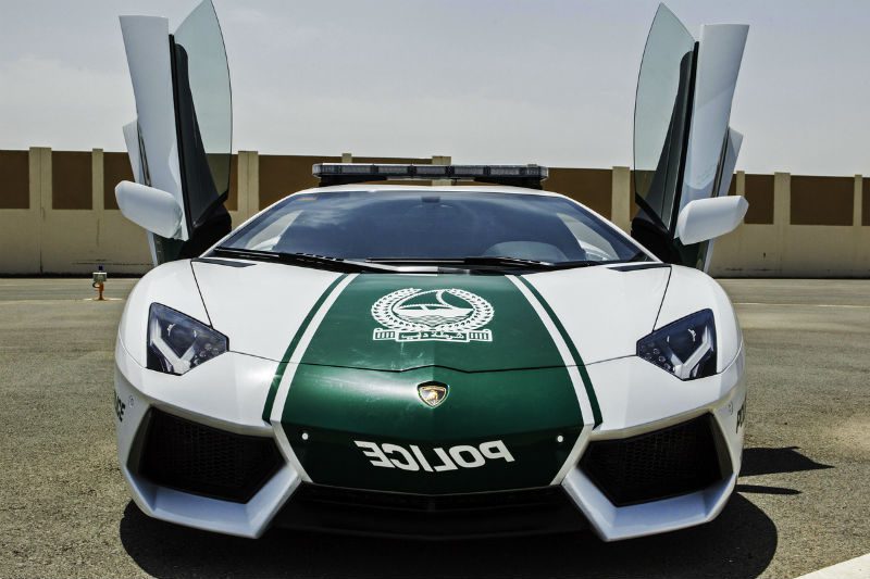 Dubai Police Adds Lamborghini Aventador