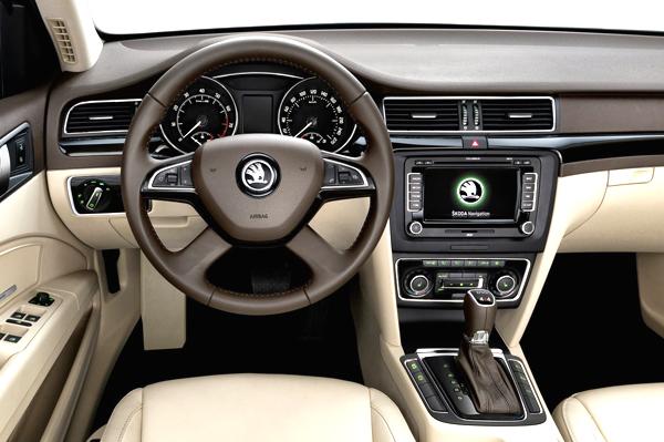 Skoda Superb facelift Interior