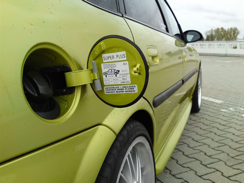 Tighten up the fuel cap