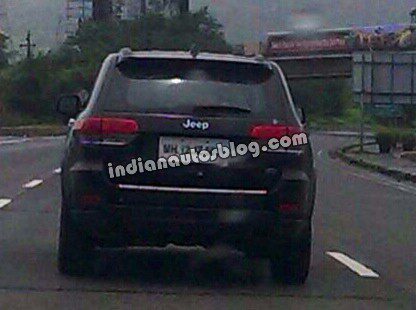 2014 Jeep Grand Cherokee Back View
