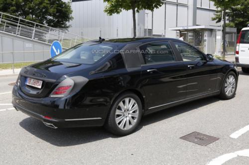 2014 Mercedes-Benz S-Class Pullman Back View