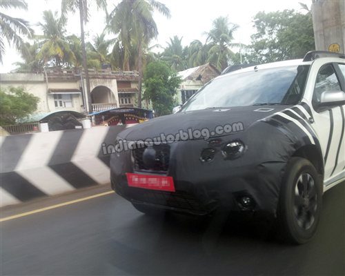 Nissan Terrano spied in Chennai Nissan Terrano spied in Chennai