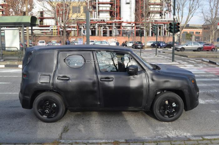 Jeep SUV Spied Testing