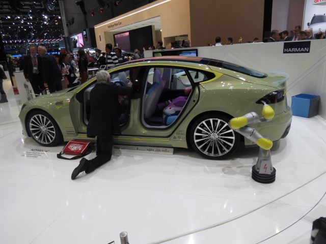 New Rinspeed XchangE New Rinspeed XchangE