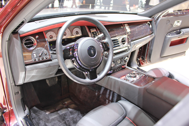 Rolls-Royce Ghost Series II Interiors