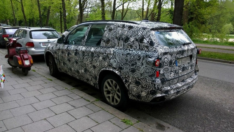 BMW X7 Spotted for First Time