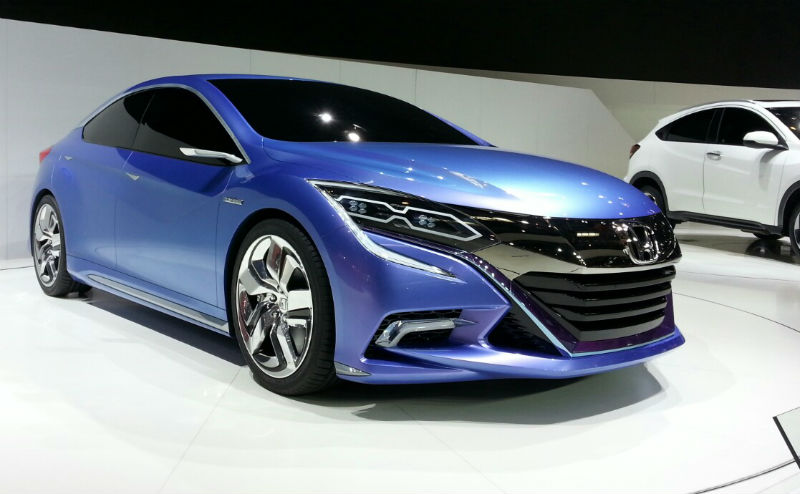 Honda Concept B Hybrid Unveiled at 2014 Beijing Motor Show