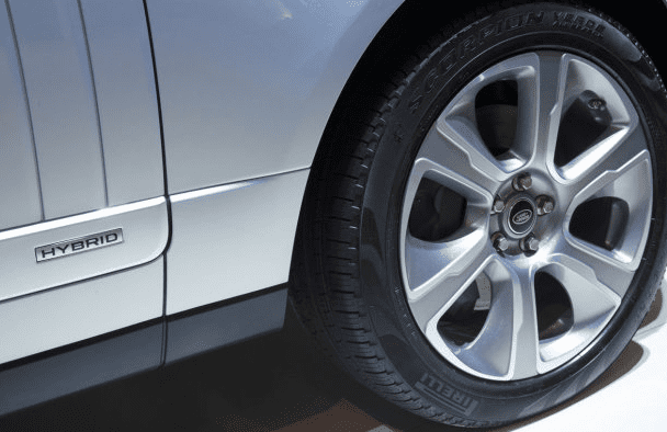 Range Rover Hybrid Long Wheelbase