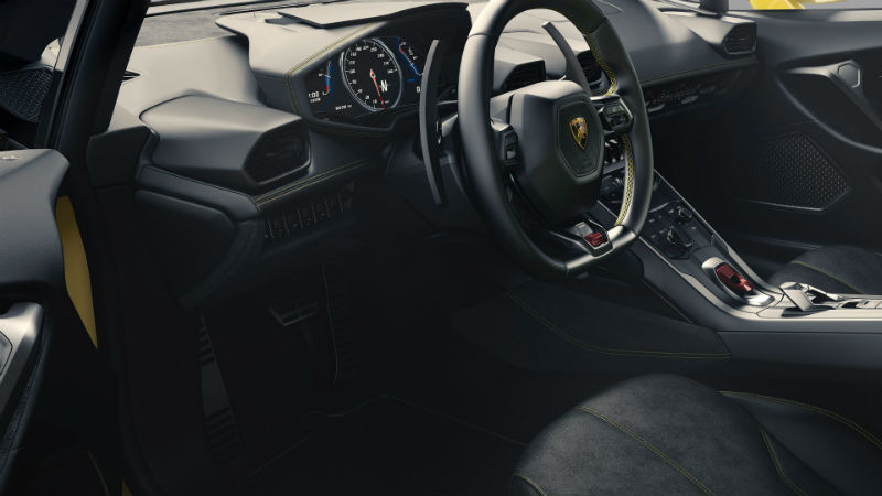 Lamborghini Huracan interiors