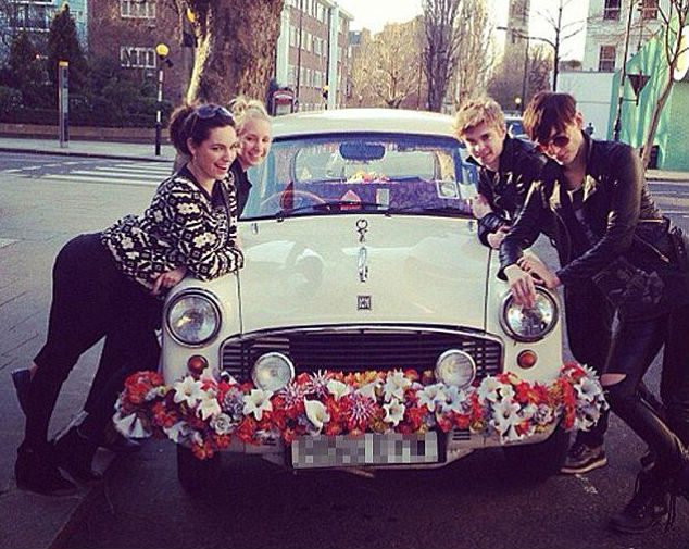 Kelly Brook Poses Next To A Hindustan Ambassador