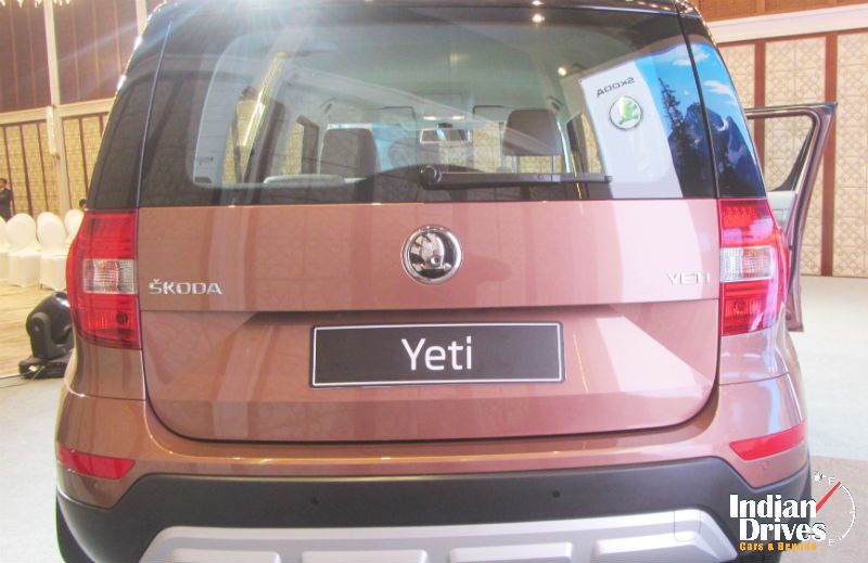 Skoda Yeti Facelift Back View
