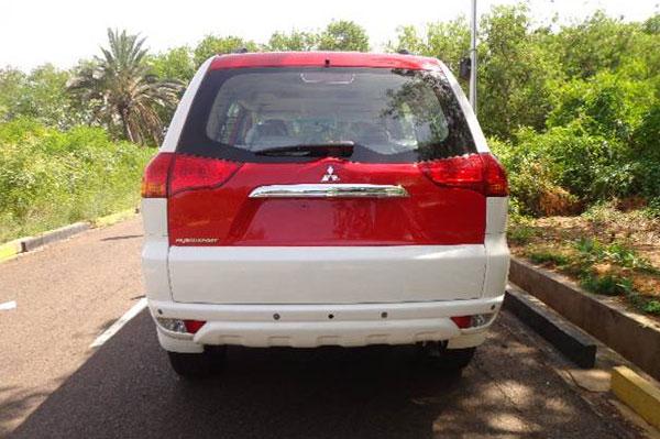 Mitsubishi Pajero Sport Back View