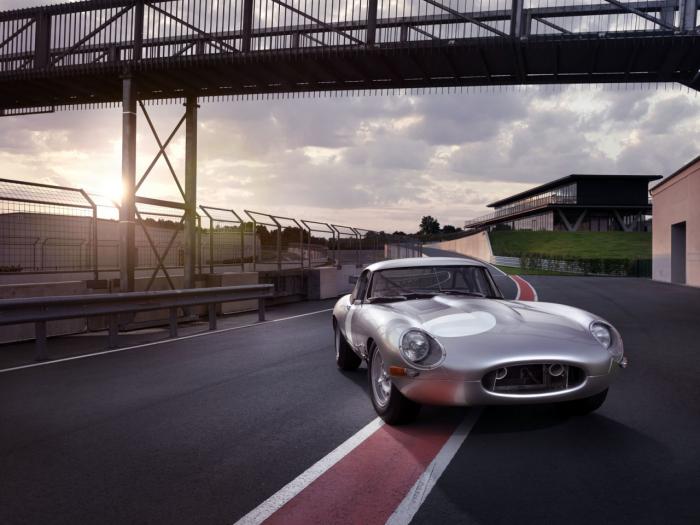 Jaguar Heritage Driving Experience To Allow Participants Drive Classic Models
