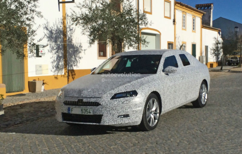 First Spy-Shots Of New-Gen 2016 Skoda Superb