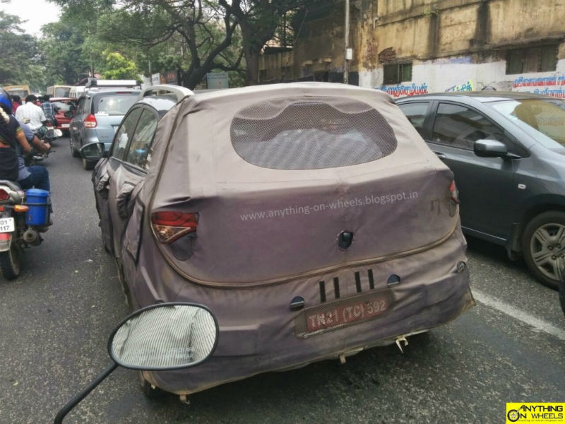 Hyundai Elite i20 Cross Spied Testing