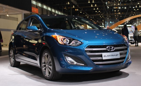 2016 Hyundai Elantra GT Unveiled At Chicago Auto Show