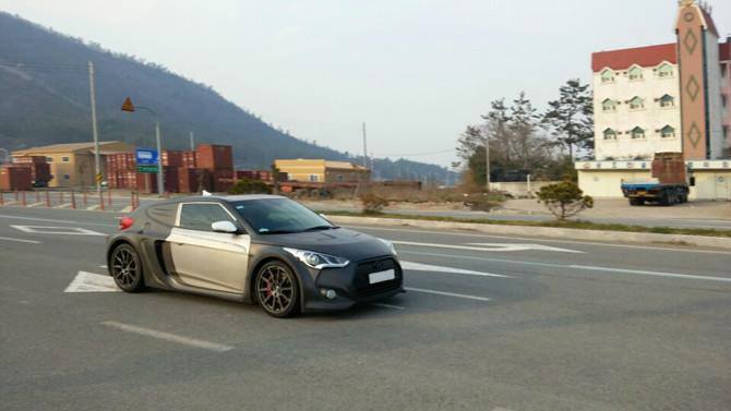 Mid-Engined Hyundai Veloster Spotted Testing