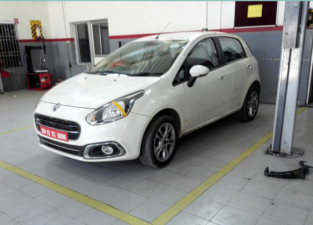 Fiat Punto T-Jet Spotted: Launch In Diwali